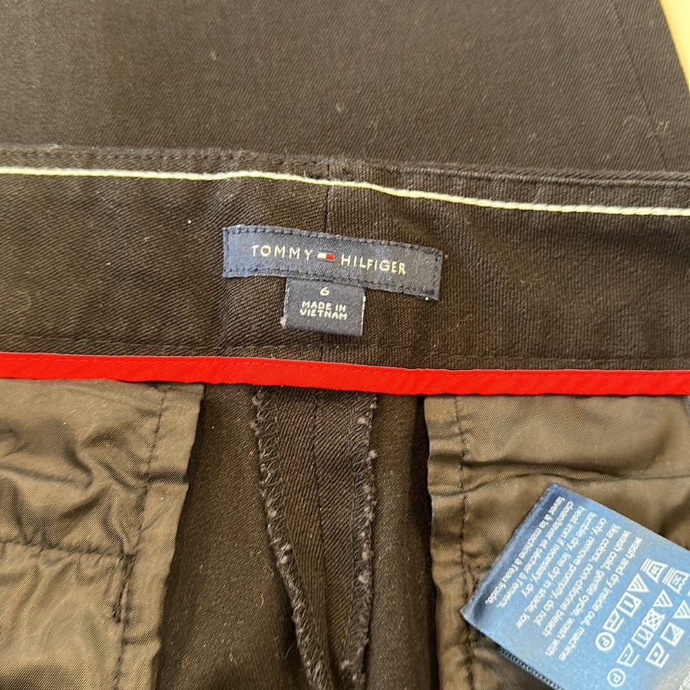 Women’s Tommy Hilfiger pants - Picture 3 of 3